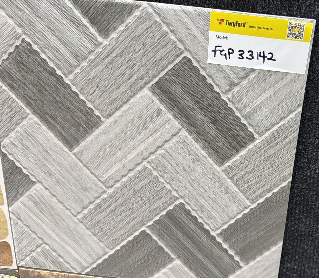 FGP 33142 – 30x30cm Floor Tile
