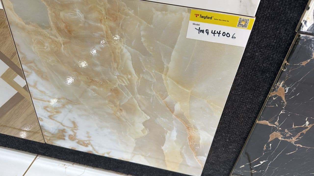 YMG 44006 – 40x40cm Polished Floor Tile
