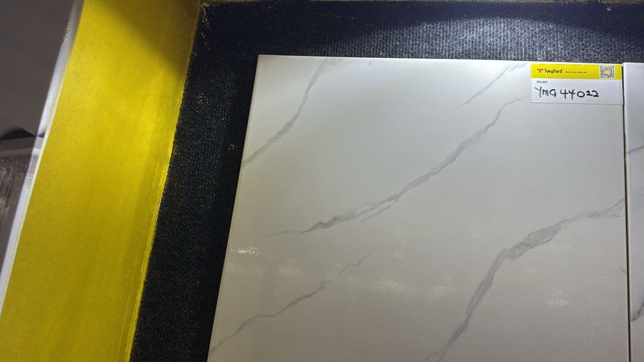 YMG 44022 – 40x40cm Polished Floor Tile