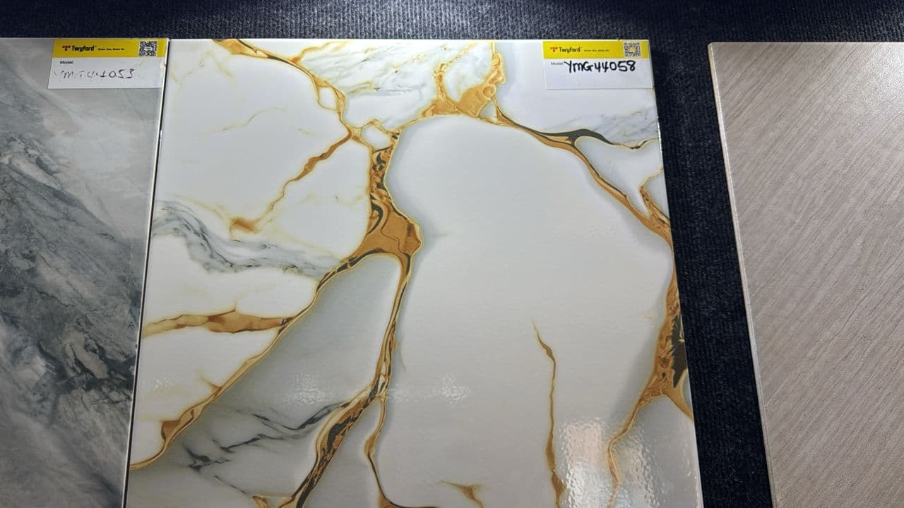 YMG 44058 – 40x40cm Polished Floor Tile